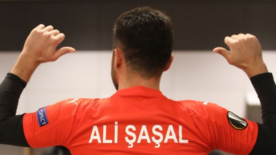 Kaleci Ali Şaşal'a futbolcu forması yaptırıldı