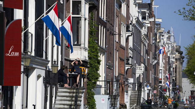 Hollanda, iki Rus diplomatı sınır dışı ediyor!