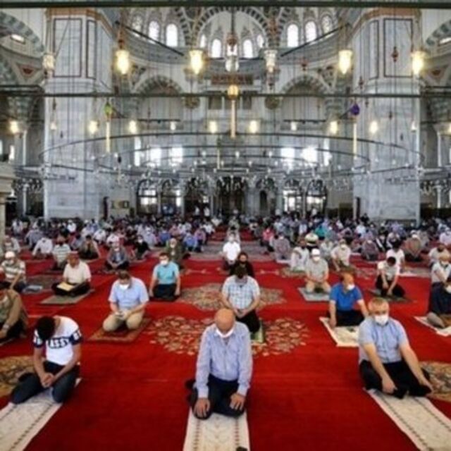 11 Aralık Cuma namazı saat kaçta?