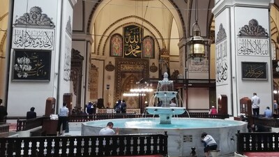 Bursa Cuma namazı saati kaçta?