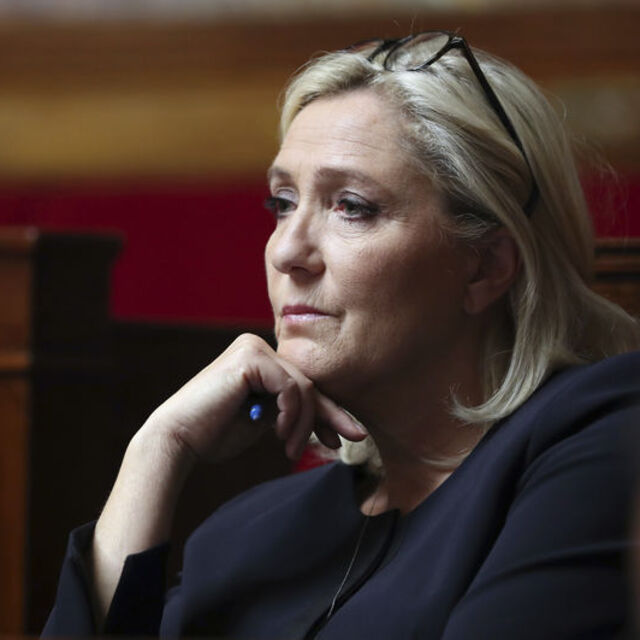 Le Pen'den Başakşehir açıklaması!