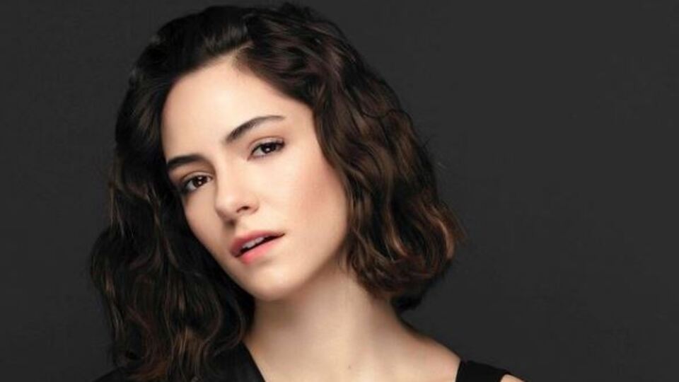 Akrep dizisinin Duru'su Aslı Melisa Uzun kim?