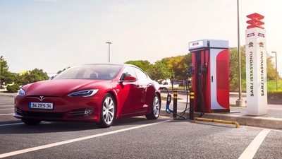 Aynı anda 710 aracı şarj edecek