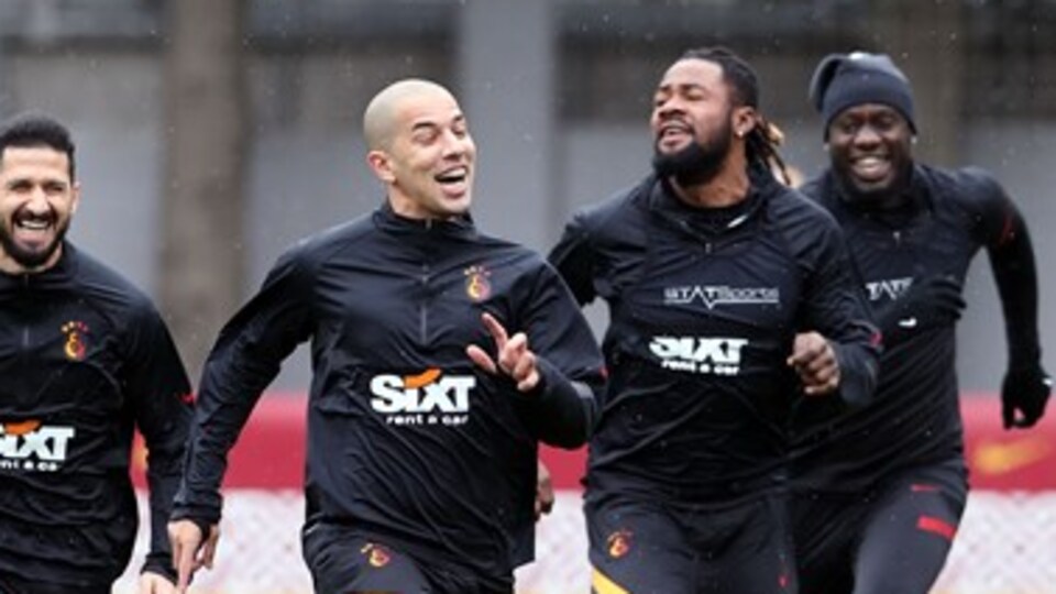 Galatasaray hazırlıklarını sürdürdü