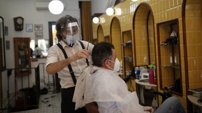 Berberler ve kuaförler kapatıldı mı?