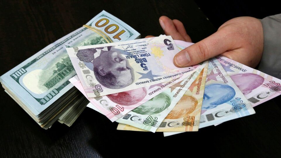 Dolar/TL yaptırım sonrası düşüşte