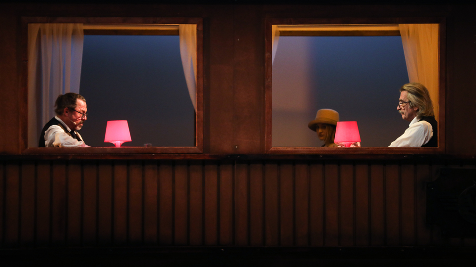 Nazım Hikmet şiirleri İş Sanat'ta