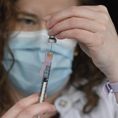 Pfizer CEO´su henüz neden aşı olmadı? İşte yanıtı...