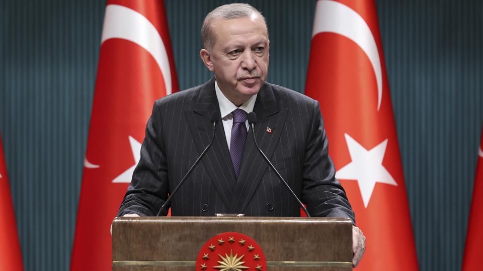 'Salgın ortadan kalkana kadar desteklerimize devam edeceğiz'