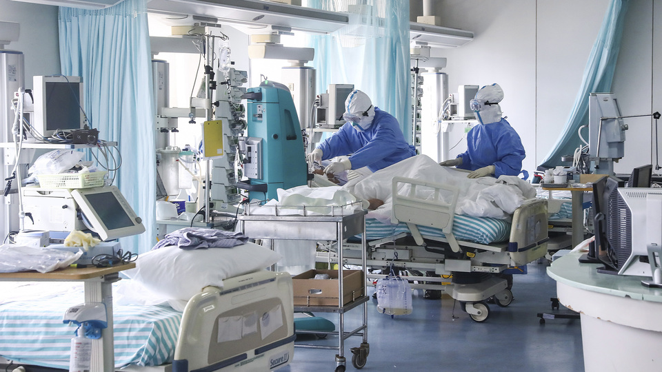 Ölüme el el gittiler!