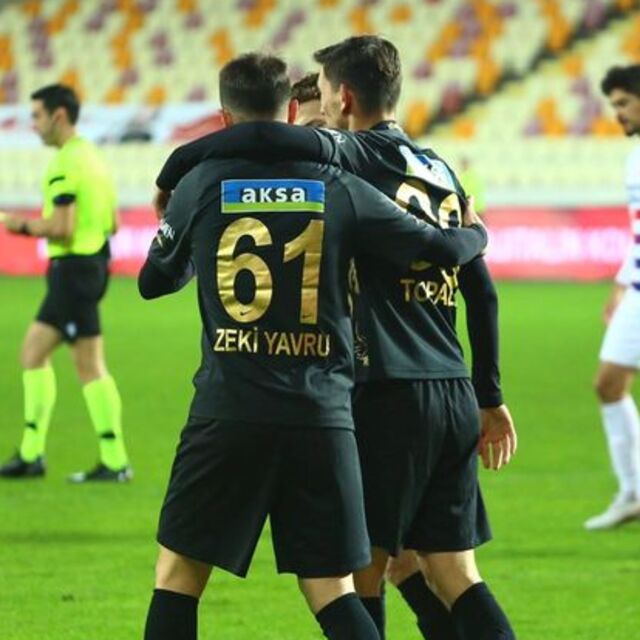 Yeni Malatya kupada final hedefliyor
