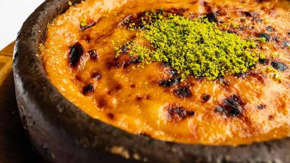 Enfes tatlı fırında helvanın yapılışı