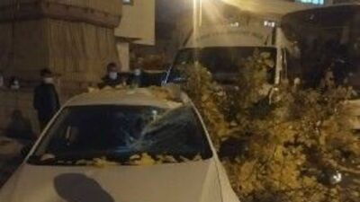 1 kilometre ilerledi! Sürücüsüz otobüs dehşet saçtı!