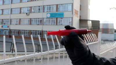 Şırınga çikolata faciasında bir günde iki gelişme!