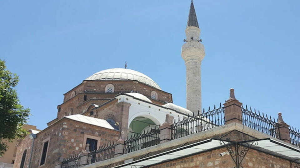 İzmir cuma saati kaçta?