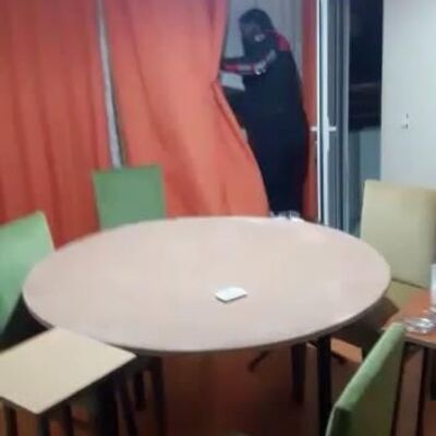 Öğrenci yurdunu kumarhane yaptılar!