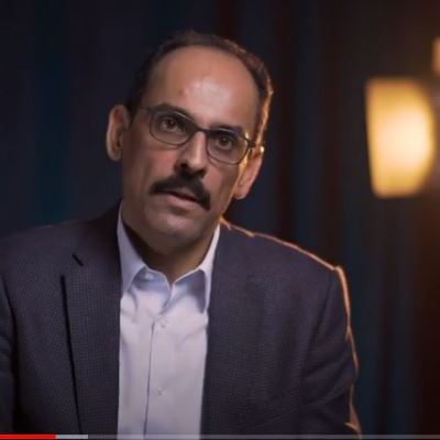 Kalın: Unvanlarımı kullanmıyorum
