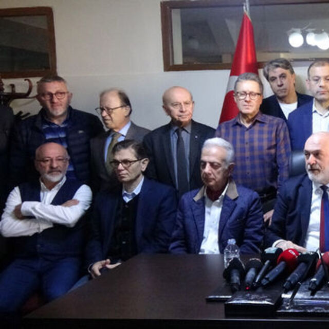 "Kenetlenmek mecburiyetindeyiz"