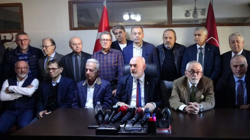 "Kenetlenmek mecburiyetindeyiz"