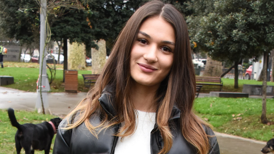 "İlk defa ailemden uzakta yaşıyorum"