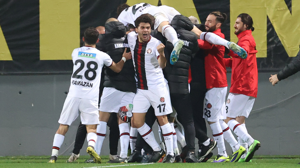 Galatasaray mı yenildi, Karagümrük mü kazandı?