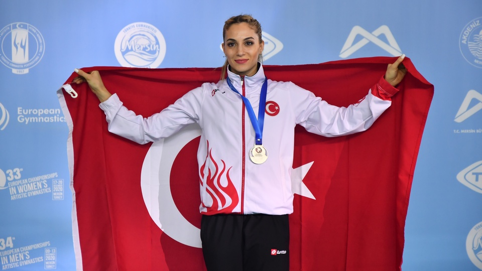 Göksu Üçtaş Şanlı'dan gümüş madalya