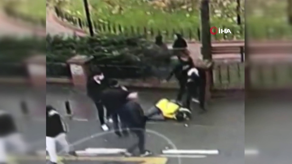 Sağlık çalışanlarını takip edip darbettiler!