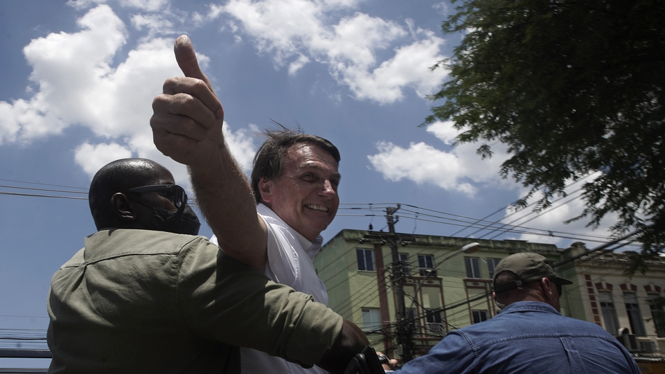 Bolsonaro'dan aşı karşıtı açıklamalar!