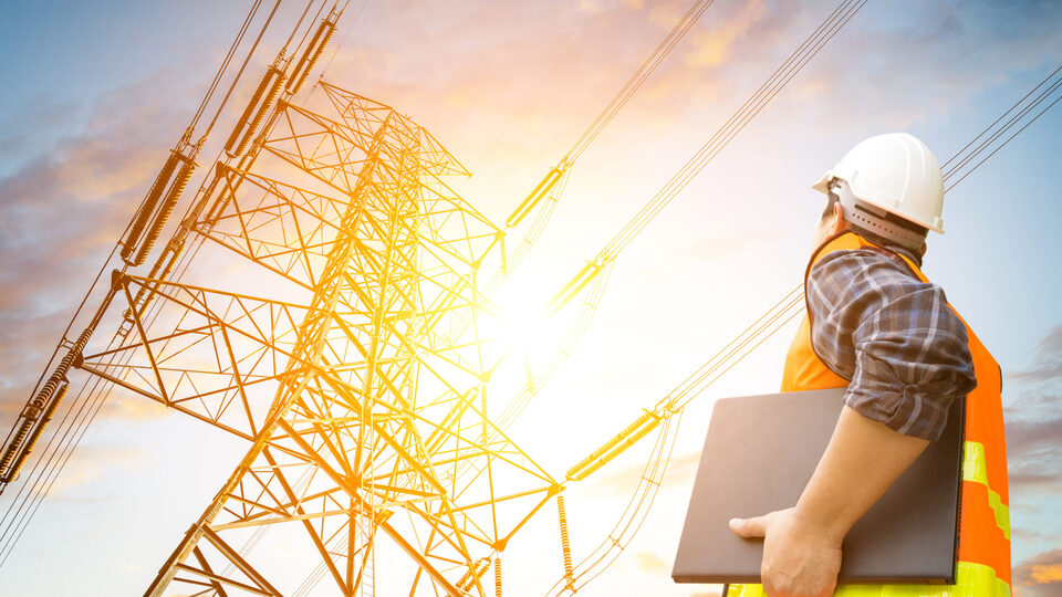 Elektrik dağıtımına İngiliz markajı