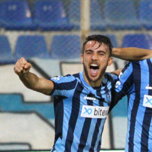 Yunus, Galatasaray'a göz kırpıyor!