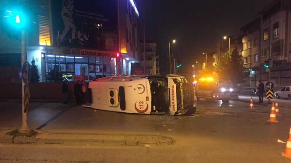 Gaziantep'te ambulans kazası: 4 yaralı