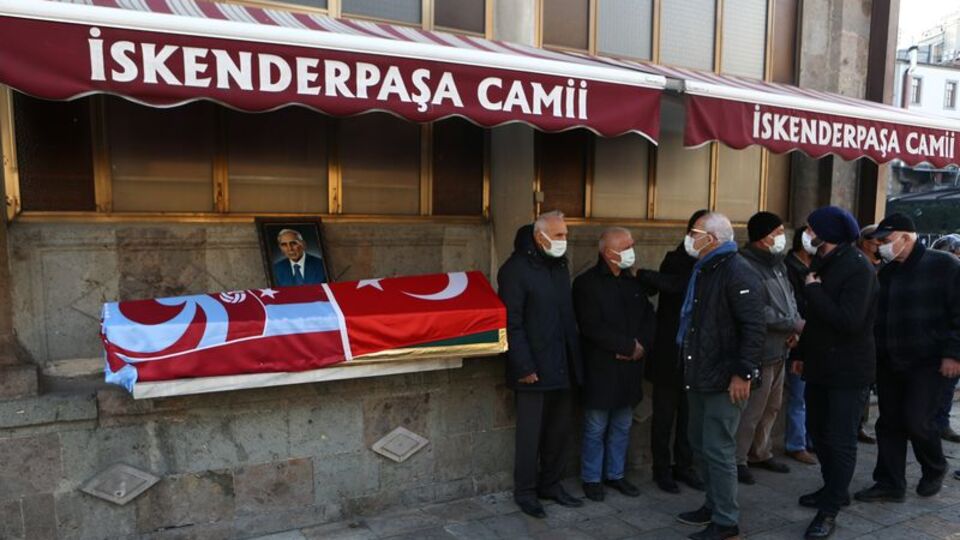 Özkan Sümer son yolculuğuna uğurlandı