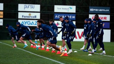 Jose Sosa, takımla çalıştı