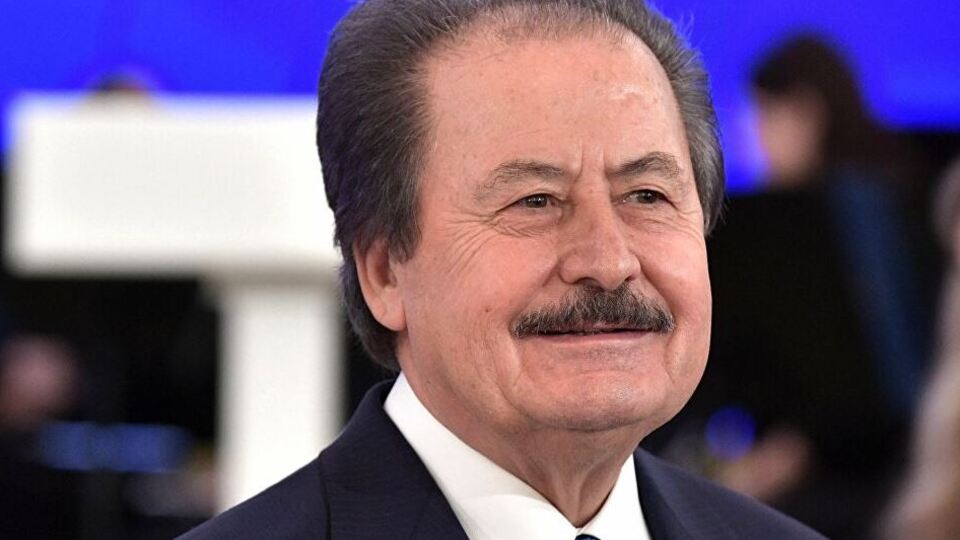 Cavit Çağlar kimdir?