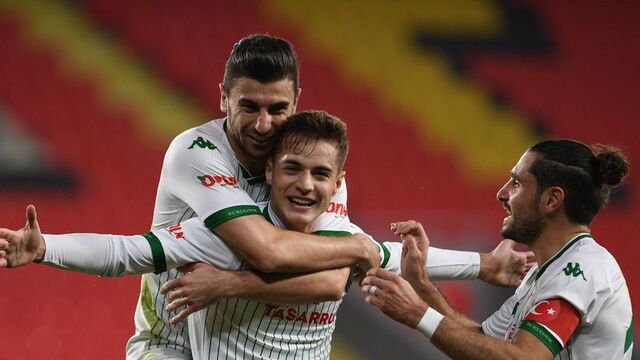 Gençler geçen sezonu yakalıyor