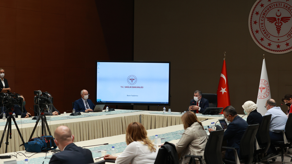 Bilim Kurulu Toplantısı yarına ertelendi