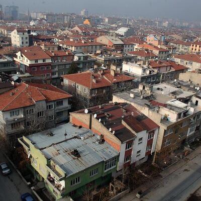 'Korona' bu mahalleyi vurdu! 9 ayda 50 ölüm!