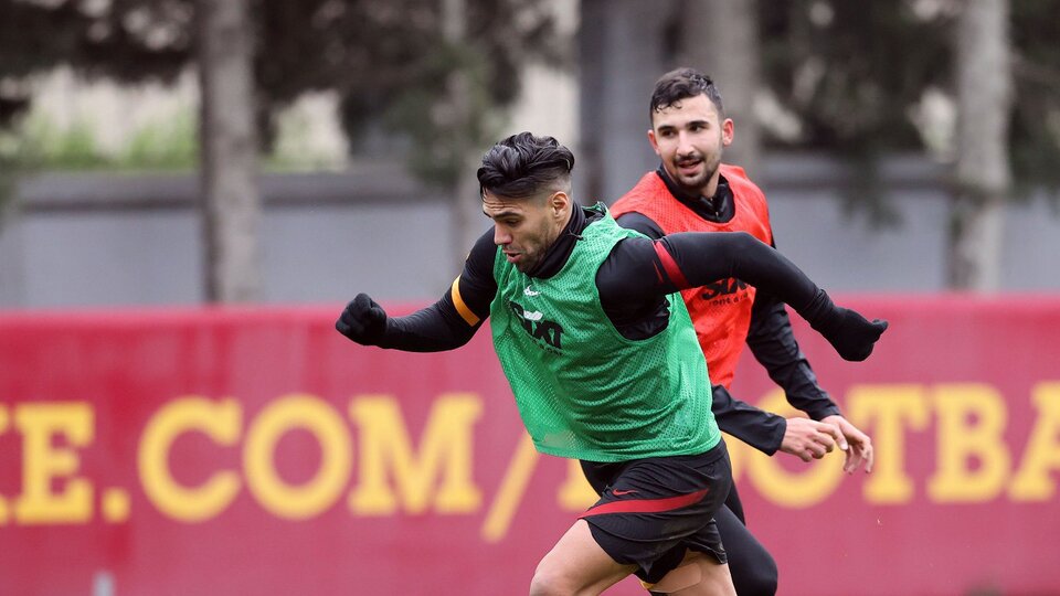 Falcao geri döndü
