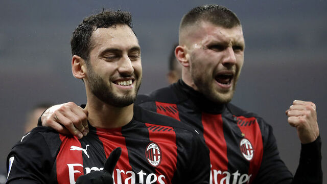 Hakan yıldızlaştı, Milan kazandı