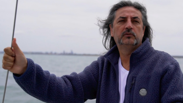 Çelik Erişçi'den "Hey Kız"