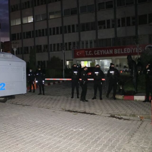 Eski Ceyhan Belediye Başkanı tutuklandı