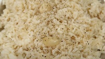 Sarımsaklı pilav nasıl yapılır?