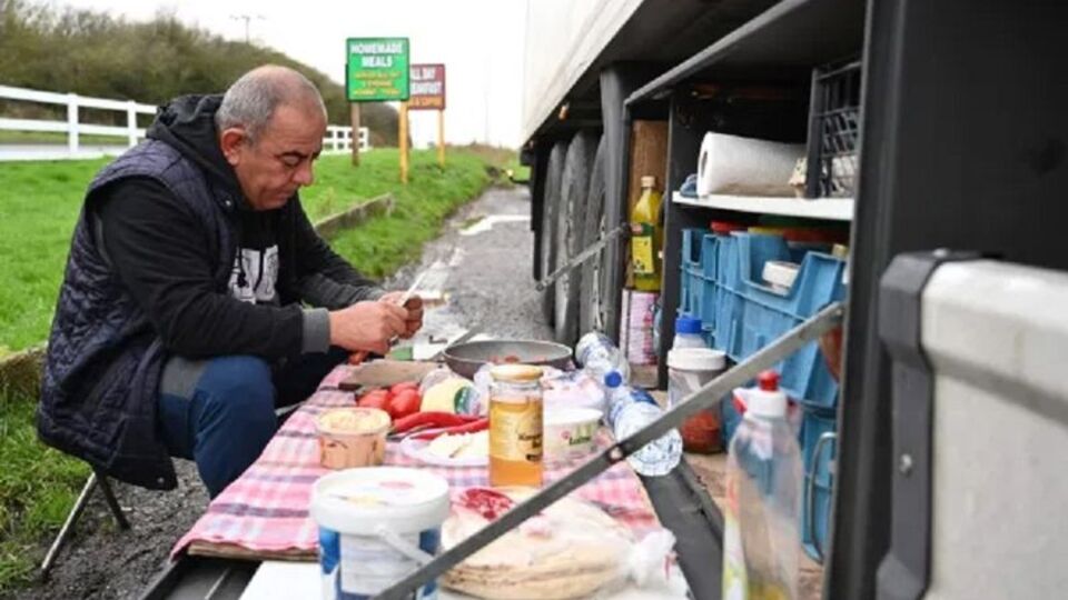 İngiltere TIR şoförlerini konuşuyor...