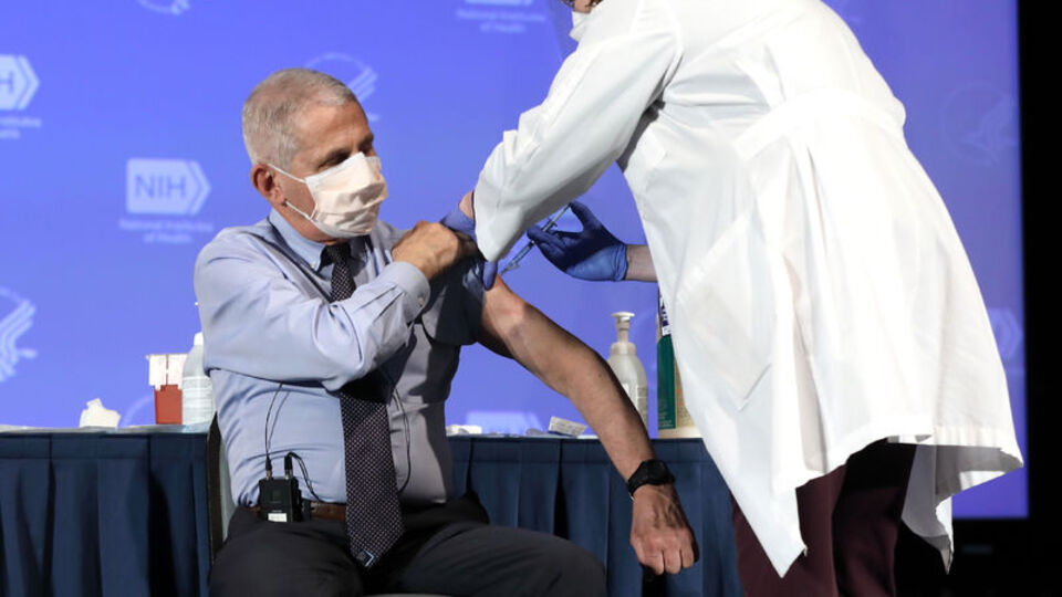Dr. Fauci'den aşı ve sürü bağışıklığı açıklaması