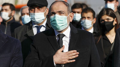 Protestolara dayanamadı: Paşinyan'dan erken seçim çağrısı!