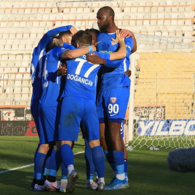 Adana'da kazanan Bandırma