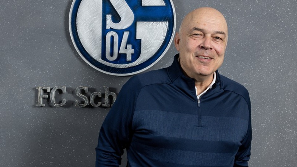 Schalke 04, Gross ile anlaştı