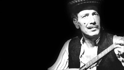 'Darbe sanatçısı değilim'