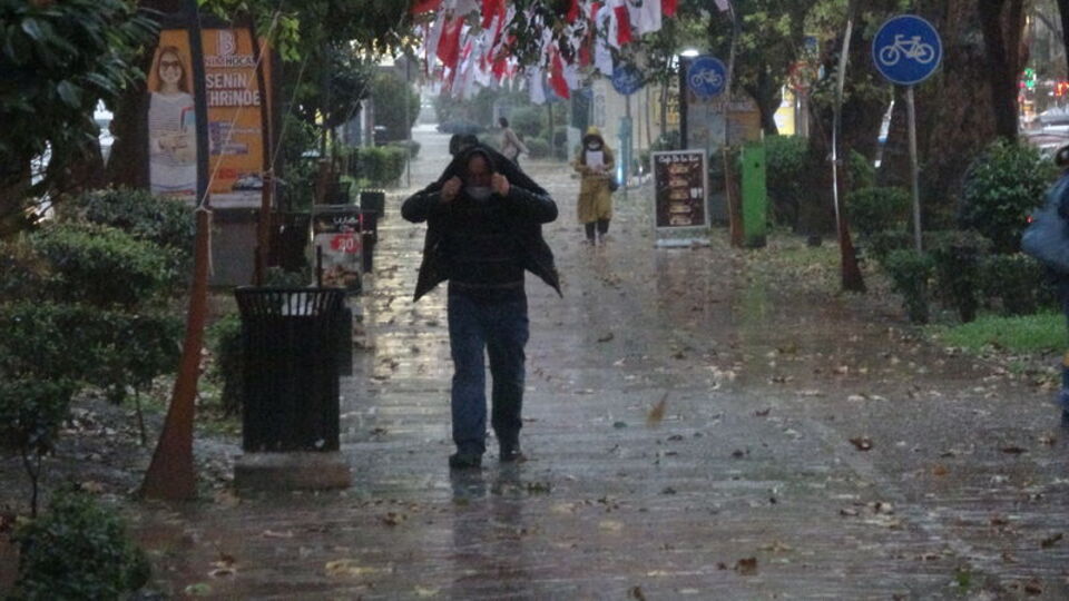 3 bölge için sağanak yağış uyarısı