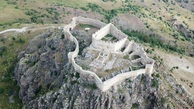 Kuvel Kalesi nerededir?